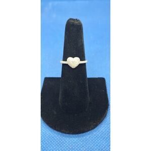 Sterling silver melee diamond heart anniversary ring- mint, never worn. Size 6.5